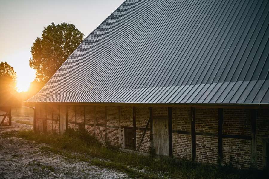 Beautiful roof construction comes to life with rib sheets, Gut Godderstorf, 23779 Neukirchen, Germany